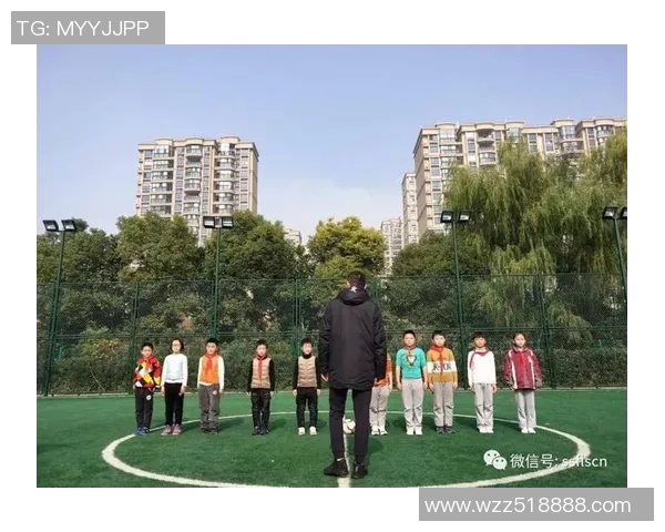 李秀英的足球人生：从绿茵场到心灵的对话与反思