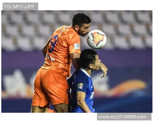 足球明星激烈争吵引发广告热潮引发球迷热议与关注 足球明星激烈争吵引发广告热潮引发球迷热议与关注